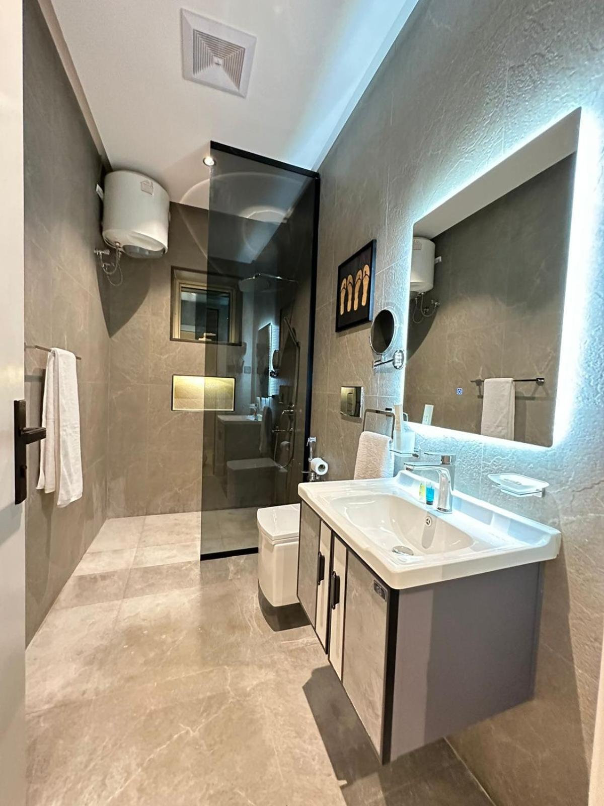 Xyz Hotel Qurtoba Riyadh Exteriör bild